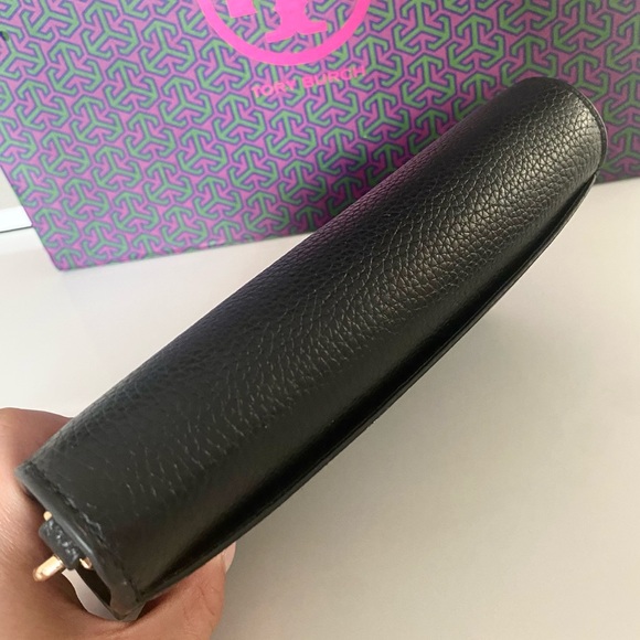 🚫SOLD🚫🛍NEW🛍Tory Burch Thea Flat Wallet Crossbody Bag/shoulder bag/leather - Picture 8 of 15